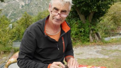 فرنسا تعلن الحداد على الرهينة غوردل