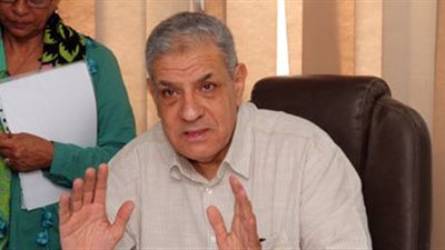 اجتماع لبحث مشكلات عمال شركة مساهمة البحيرة