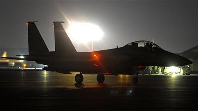 المرصد السوري: ضربات جوية على تنظيم الدولة الإسلامية في شرق سوريا