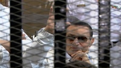 إرجاء الحكم على مبارك في قضية قتل المتظاهرين