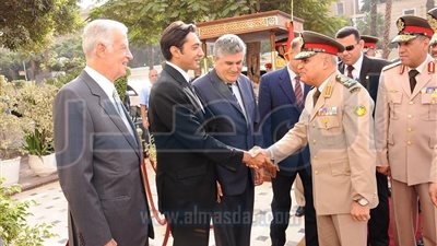 السيسى ينيب وزير الدفاع لزيارة ضريح جمال عبد الناصرفى ذكرى وفاته