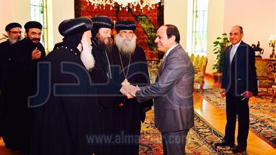 السيسي يلتقي البابا تواضروس الثاني