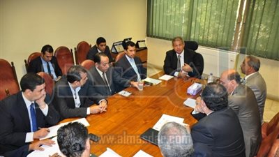 عبد العزيز يبحث استعدادات اتحاد تنس الطاولة للتأهل لأوليمبياد ريودى جانيرو