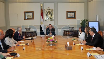 الرئيس يجتمع  بأعضاء أول مجلس تخصصى للتعليم والبحث والعلمي