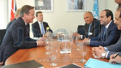 السيسى يلتقى كاميرون ويؤكد سداد مصر لمستحقات الشركات البريطانية  