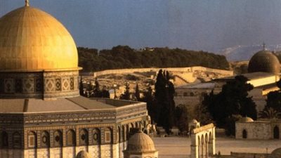 مفتي القدس: شرطة اسرائيل تحاصر المسجد الاقصى وتمنع المسلمين من دخوله