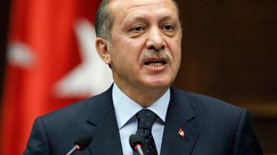 أردوغان مهددًا بالتصعيد: لن نستسلم لأعمال النهب والتخريب بالبلاد