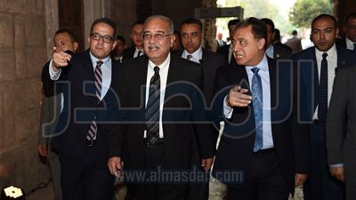 رئيس الوزراء يقرر مد خدمة رئيس شركة 