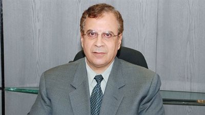 مصرفي: تدخل الدولة بشكل مباشر يقضي على السوق الموازية للدولار