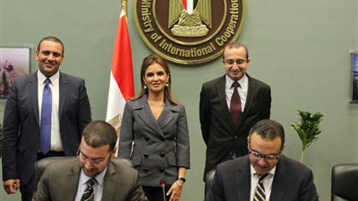 توقيع اتفاقية مع البنك الدولي لتمويل المحافظات الفقيرة بـ500 مليون دولار