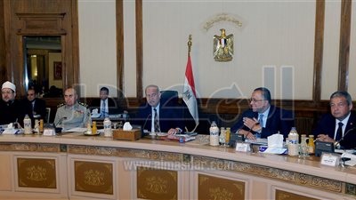 مجلس الوزراء يهنئ السيسي بالذكرى الأولى لافتتاح 