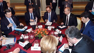 مفاوضات تسوية أزمة الغاز بين روسيا وأكرانيا تستأنف في بروكسل 