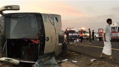 مصرع مجند شرطة وإصابة 11 آخرين في حادث بأسوان