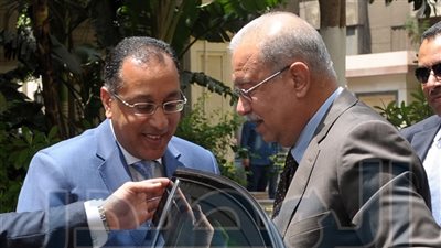 رئيس الوزراء يخصص قطع أراضي لعدد من الجهات