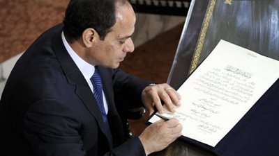 بالأسماء.. السيسي يعين مساعدين للنيابة العامة