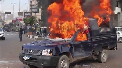 انفجار عبوة ناسفة أسفل سيارة ضابط شرطة 