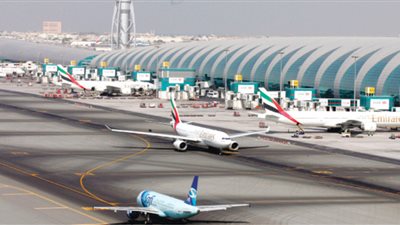 مطار دبي: افتتاح المدرج الثاني بعد إغلاق 30 ساعة 