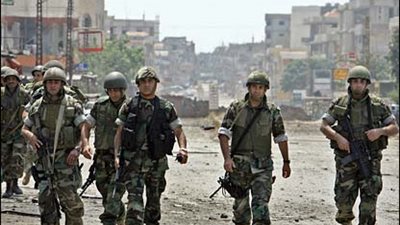 مقتل 9 عسكريين و4 مدنيين في اشتباكات بين 