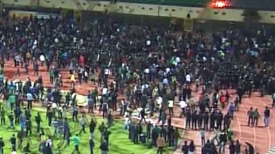 وصول أهالي شهداء مذبحة 