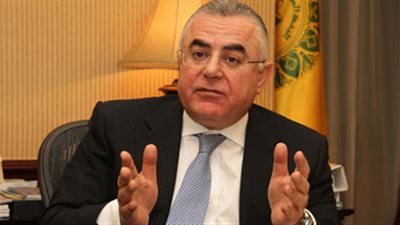 محافظ البنك المركزى الوضع الاقتصادي يشهد تحسنا ملحوظا