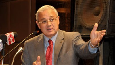 زعزوع : تطوير منطقة الاهرامات يسير على قدم وساق