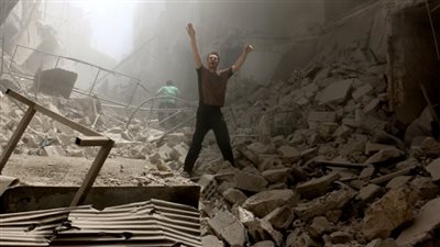 سوريا: مواقع المعارضة في حلب تتعرض لضربات جوية مكثفة