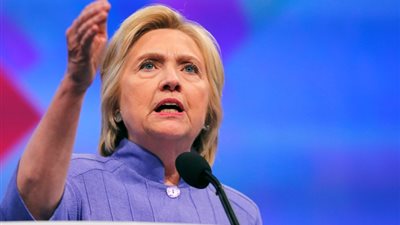 كلينتون تعلن مشاركتها في جميع المناظرات الرئاسية