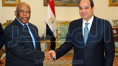 رئيس بوتسوانا السابق للسيسي: نقدر جهود مصر للدفاع عن أفريقيا