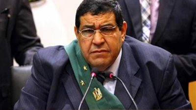 إصابة رئيس محكمة جنايات القاهرة في حادث تصادم بطريق العلمين