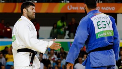 الأوليمبية الدولية تحقق مع إسلام الشهابي لرفضه مصافحة اللاعب الإسرائيلي