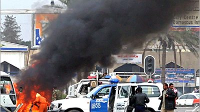 انفجار سيارة مفخخة بمنطقة لانتظار السيارات قرب 