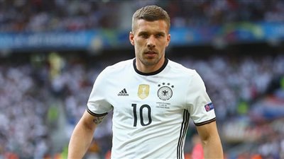 الألماني بودولسكي يعلن اعتزاله اللعب دوليا