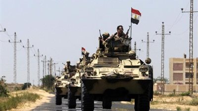 قوات الجيش تحبط هجوما إرهابيا بالشيخ زويد وتدمر نفقا و9 سيارات