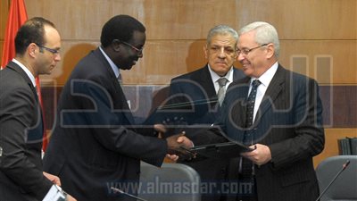 مصر تقدم 300 منحة للدراسات الجامعية والعليا لجنوب السودان