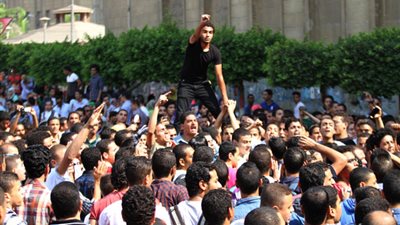 مسيرة للآلاف من أنصار الإخوان تجوب 