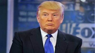 صور.. تمثال عارٍ لترامب في متنزه بنيويورك