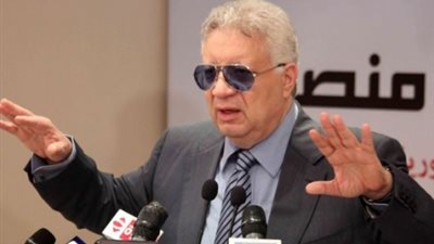 مرتضى منصور: 