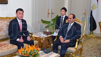 السيسي يبحث سُبل زيادة أعداد السائحين اليابانيين إلى مصر