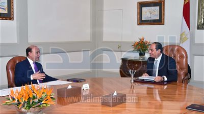 السيسي يستعرض الموقف التنفيذي لميناء شرق بورسعيد