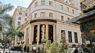 بورصات الشرق الأوسط تتراجع بفعل هبوط النفط واحتمال رفع الفائدة الأمريكية