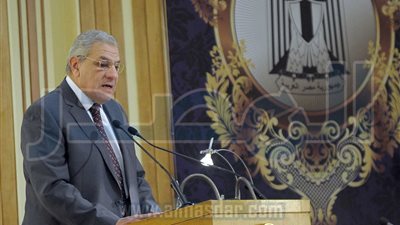 محلب : يوجد إرادة سياسية لمكافحة الفساد