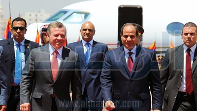 ملك الأردن يغادر القاهرة بعد زيارة قصيرة التقى خلالها الرئيس السيسي
