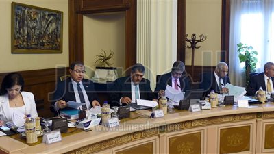 الحكومة تعتمد توصيات اللجنة الهندسية الوزارية بشأن تطوير وتحديث ميناء نويبع 