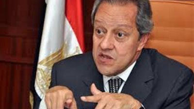 وزير الصناعة والتجارة يصدر قراراً بتشكيل مجلس الاعمال المصري – الصيني 