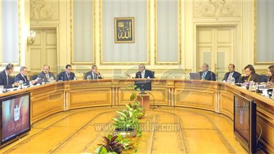 وزير الاسكان: 1.49 مليارجنيه  زيادة سنوية فى اجور العاملين بالقابضة لمياه الشرب