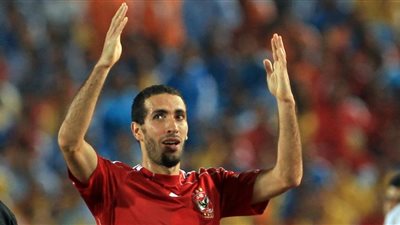 اختيار أبو تريكة وكانوتيه سفيرين للكرة الإفريقية