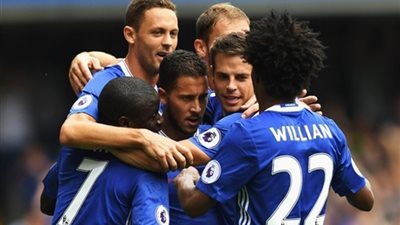 صور: تشيلسي يخطف الصدارة مؤقتاً وليستر يحقق أول انتصار فى البريميرليج