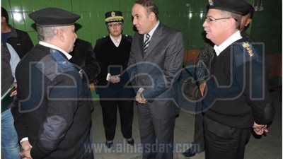 بالصور :مساعد وزير