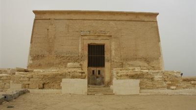 إحتفال الفيوم بتعامد الشمس علي قدس الأقداس بمعبد قصر قارون