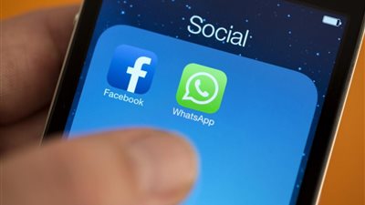 فيس بوك وواتساب تحت المجهر بسبب بيانات المستخدمين